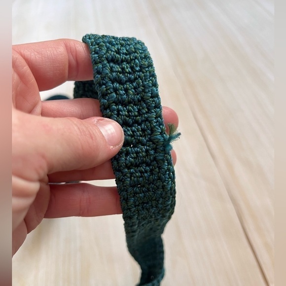 THE SAK CROSSBODY COLORFUL KNIT BAG - Picture 7 of 8